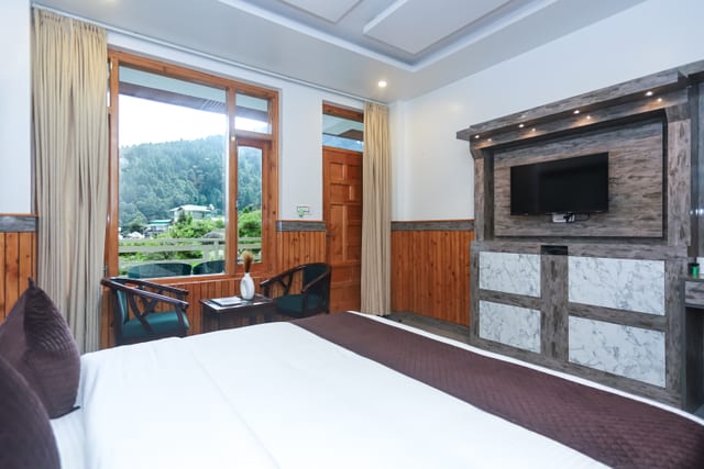 Luxury Room at BR Resort