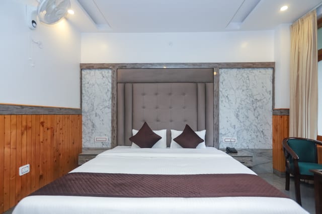 Luxury Room at BR Resort