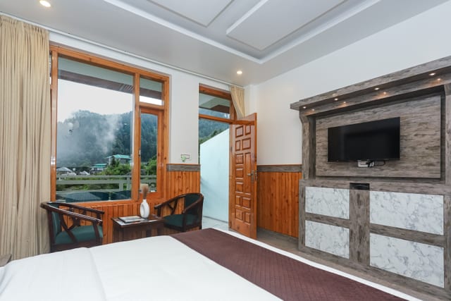 Luxury Room at BR Resort