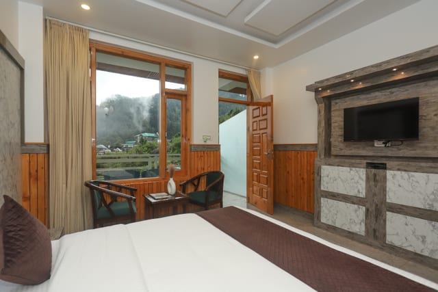 Luxury Room at BR Resort