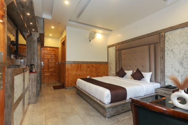 Luxury Room at BR Resort