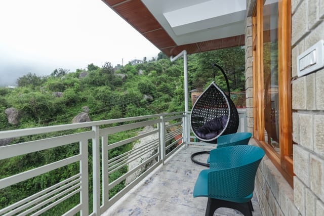 Luxury Room at BR Resort
