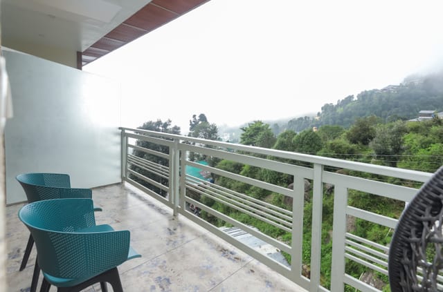 Luxury Room at BR Resort