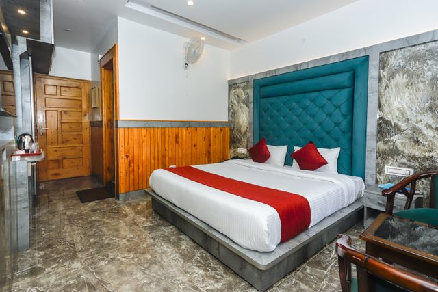 Premium Room